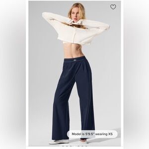 NWT ALO yoga Suit up Trouser in Navy
